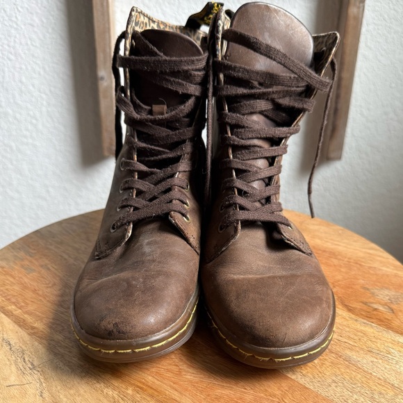 Dr. Martens Womens Brown Stratford Leather Foldover Leopard Print Boots Size 6 - Picture 3 of 9
